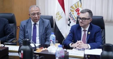 “` اجتماع هام يترأسه وزير التخطيط لمناقشة قضايا معهد التخطيط القومي وآفاقه المستقبلية “`