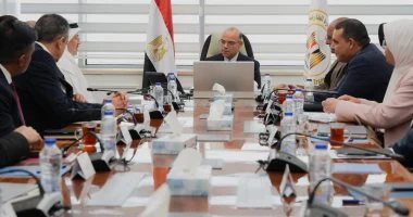 “` اجتماع هام يجمع وزير الاستثمار بالمؤسسة الدولية الإسلامية لبحث تطوير مشاريع التمويل “`