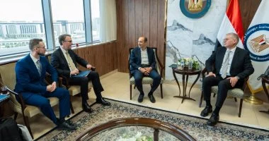 “` اجتماعات استراتيجية قوية بين وزير البترول وماكنزي آند كومباني لتعزيز التعاون في مشروعات القطاع “`