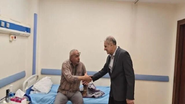 احتفالات عيد الأضحى: رئيس جامعة أسوان يقوم بزيارة للمرضى بالمستشفيات الجامعية ويتفقد الخدمات الطبية