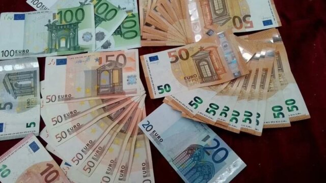 ارتفاع سعر صرف اليورو أمام الجنيه المصري اليوم في تعاملات البنوك المحلية