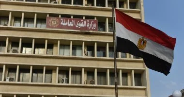 “` ارتفاع عدد المشتغلين في مصر ليصل إلى 33.2 مليون فرد خلال الربع الأول من 2026 “`