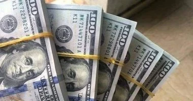 “` ارتفاع ملحوظ في سعر الدولار بـ 50 قرشاً مقابل الجنيه المصري في معظم البنوك “`