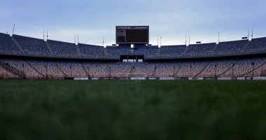استاد القاهرة يحدد موعد فتح بواباته لجماهير الزمالك لحضور نهائي الكونفدرالية