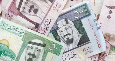 “` استقرار ملحوظ في سعر الريال السعودي مقابل الجنيه المصري خلال تعاملات اليوم الخميس “`