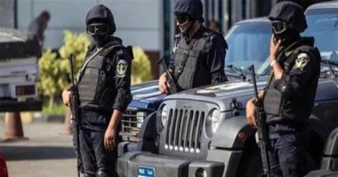 الأمن يوضح تفاصيل جريمة مروعة.. القبض على فتاة وابن عمتها بتهمة قتل والدها
