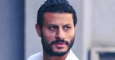 الأهلى يؤكد استمرار محمد الشناوى ضمن صفوفه للموسم الجديد المرتقب