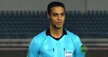 الأهلي يتأهب لمواجهة المصري البورسعيدي وسط جدل حول صافرة أمين عمر