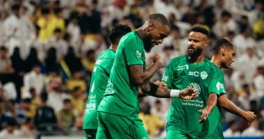 الأهلي يحقق انتصاراً مهماً على التعاون في الدوري السعودي بنتيجة 2-1
