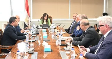 “` التعاون المشترك في الإسكان: وزيرة الإسكان تلتقي رئيس شركة “Dorsch Global” الألمانية “`
