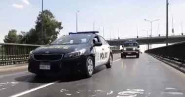القبض على متهمين بالنصب وسرقة شخص في منطقة الهرم بالجيزة