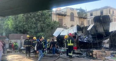 النيابة توجه فريقها لمعاينة موقع حريق كشك الفجالة وتؤكد عدم وجود إصابات