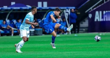الهلال يترقب الانتصارات ويحقق وصافة الدوري السعودي بفوز ساحق على الفيحاء
