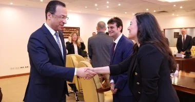 “` “بدء نشاط جديد: فاوندإيفر تعلن عن إنشاء مركز في الجيزة وزيادة المتخصصين بالأقصر إلى 1000” “`