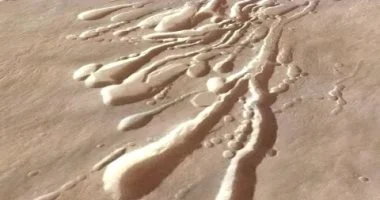 بداية عهد جديد: علماء يعتزمون إرسال طائرات بدون طيار لاستكشاف أنفاق الكوكب الأحمر