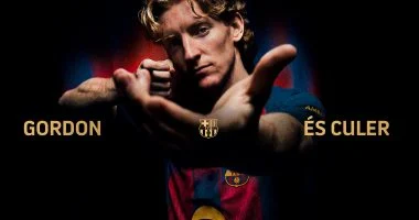 برشلونة يعلن رسمياً عن التعاقد مع الإنجليزي جوردون حتى عام 2031