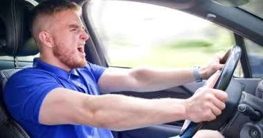 تجارب مثيرة للدهشة مع 6 أبراج مجنونة ستجعلك تتشبث بالكرسي أثناء القيادة