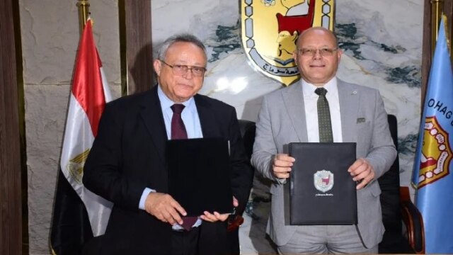 تعاون مثمر بين جامعة سوهاج ومكتبة الإسكندرية يفتح آفاقاً جديدة للتدريب والمعرفة