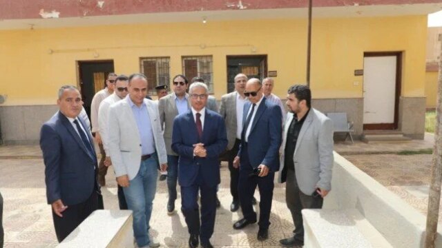 تعزيز الانضباط في المنشآت الصحية: محافظ بني سويف يُؤكد على أهمية التعامل الجيد مع المواطنين