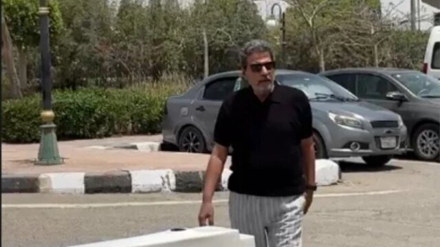 جنازة الفنان عبد الرحمن أبو زهرة تشهد حضور جمال عبد الناصر في مسجد الشرطة