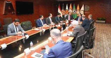 “` جهود مشتركة بين الرقابة المالية والرعاية الصحية لإطلاق صناديق استثمارية جديدة في البورصة “`