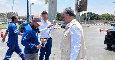 “` جولة رقابية مفاجئة لرئيس هيئة البترول تراقب محطات الوقود ومستودعات مسطرد لضمان الجودة والخدمة “`
