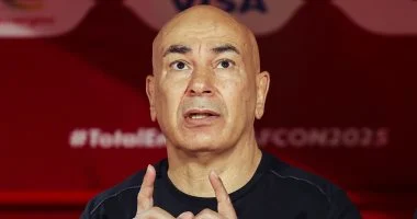 حسام حسن يقرر إشراك محمد عبد المنعم أساسيًا لمواجهة روسيا بدلًا من حمدي فتحي