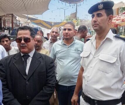 حملة رائدة في فرشوط لضبط الأسواق ومراجعة التراخيص استعدادًا لعيد الأضحى المبارك
