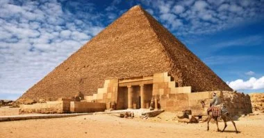 دراسة حديثة تكشف أن هرم خوفو تم بناؤه كوسيلة للتواصل الكوني المتطور