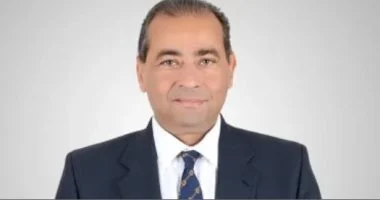 “` تألق رئيس “المصرية للاتصالات” في قائمة قادة الاتصالات الأكثر تأثيرًا عالميًا “`