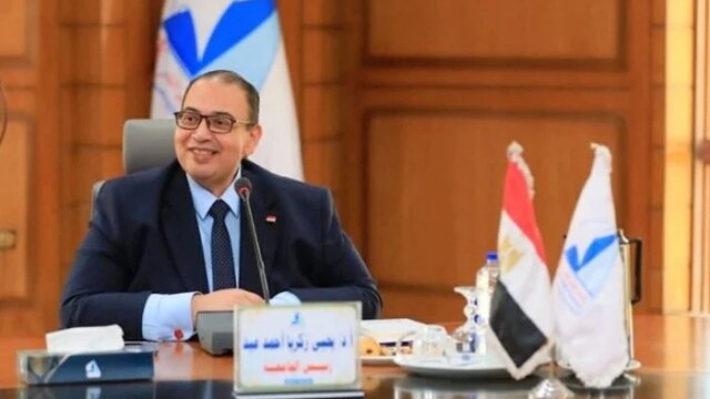 رئيس جامعة كفر الشيخ يشارك في مائدة مستديرة تناقش مستقبل مهارات العمل وريادة الأعمال