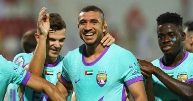 العين يحقق فوزاً ساحقاً على دبا بأربعة أهداف ويحتفي بلقب الدوري الإماراتي