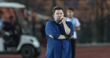 رضا عبد العال يهدى الأهلى أغلى دوري تكريماً لمباراة تاريخية مع جمهورية شبين