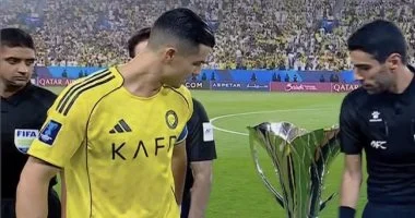 رونالدو يتجاوز صدمة خسارة النهائي الآسيوي ويرفض الميدالية الفضية بشكل مفاجئ