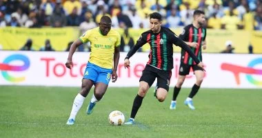صن داونز يتفوق على الجيش الملكي في الشوط الأول لنهائي أفريقيا المثير