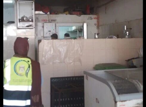 ضبطت أجهزة الأمن في بورسعيد كميات كبيرة من الدواجن المحقونة بالمياه وأدوات غش غذائي