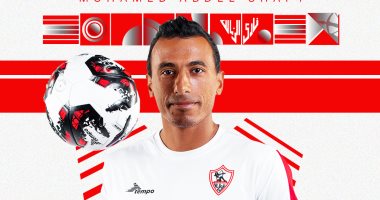 عبد الشافى يكتفى بمراسم الدفن ويودع والده بحضور الأهل والأصدقاء