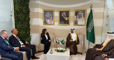“` عقدت وزيرة الإسكان اجتماعًا مع وزير البلديات والإسكان السعودي لبحث سبل تعزيز التعاون المشترك “`