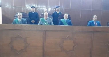 عقوبة سجنية مشددة 10 سنوات لمتهم هدد فتاة عبر الواتساب في سوهاج