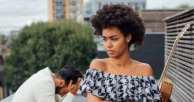 علاقات عاطفية تفشل في صمت وهدوء بينما تظل المواجهة خياراً غير مرغوب فيه