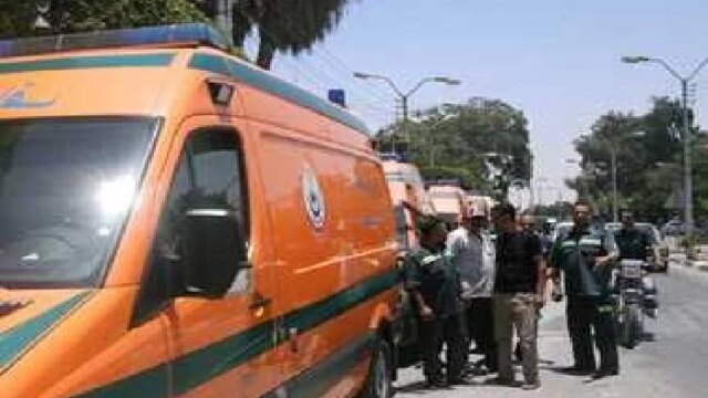 على طريق مطروح الإسكندرية، حادث انقلاب سيارة ملاكي يوقع إصابتين بين المواطنين