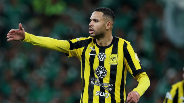 قرار حاسم: كونسيساو يختار بين النصيري وألينيخيا في الاتحاد