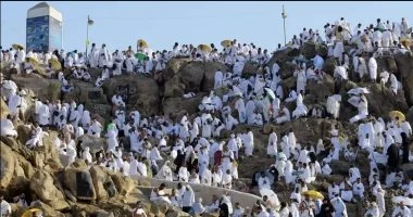 كيك وكرواسون وعصائر مجانية.. تفاصيل خطة غذائية لحجاج القرعة بالمشاعر المقدسة