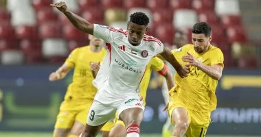 ليما يتألق ويقود الوصل نحو الفوز المثير أمام الجزيرة بالدوري الإماراتي