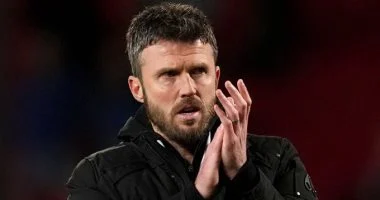 مانشستر يونايتد يستعد لتجديد عقد المدير الفني مايكل كاريك قريباً