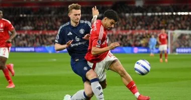 مانشستر يونايتد يستقبل نوتينجهام في مواجهة مثيرة بالدوري الإنجليزي الممتاز