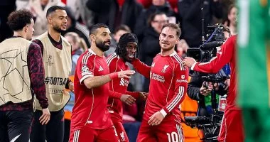 مباراة ليفربول ضد برينتفورد تحت الأضواء في وداع محمد صلاح والشاشة الناقلة