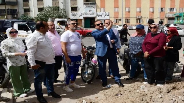 متابعة مستمرة من محافظ بورسعيد لأعمال تطوير المنطقتين الثالثة والرابعة بحي المناخ