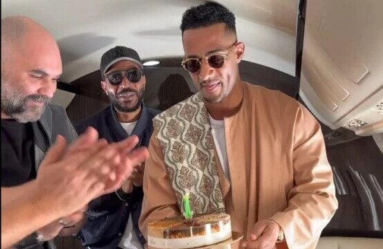 محمد رمضان يحتفل بعيد ميلاده بطريقة مميزة يرتدي الجلباب الصعيدي! فيديو مدهش