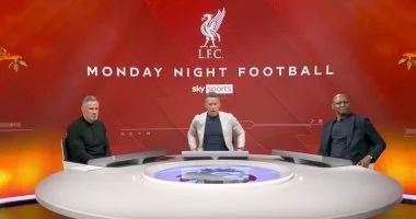 محمد صلاح يحقق انتصارًا كبيرًا بعد تصريحاته الأخيرة أمام سلوت الجماهيري